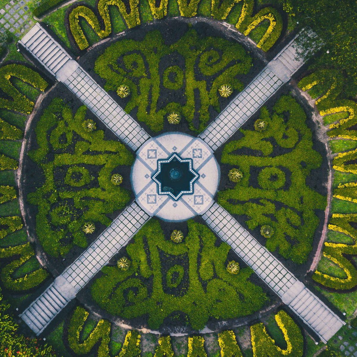 20 of the World's Most Unforgettable Gardens 20 of the World's Most Unforgettable Gardens