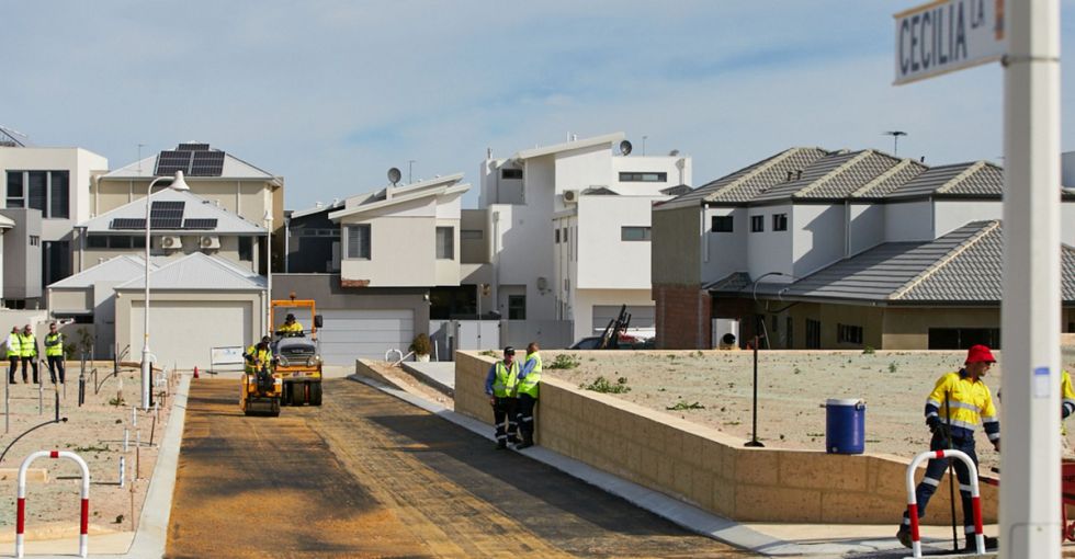 Cecilia Lane, Port Coogee, Western Australia paved with Reconophalt.