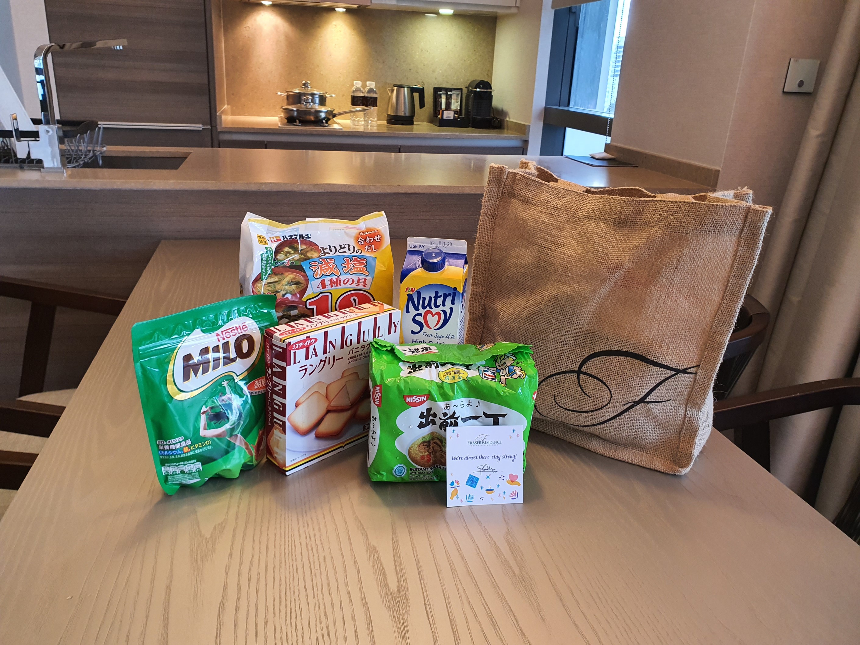 Breakfast hamper with snacks