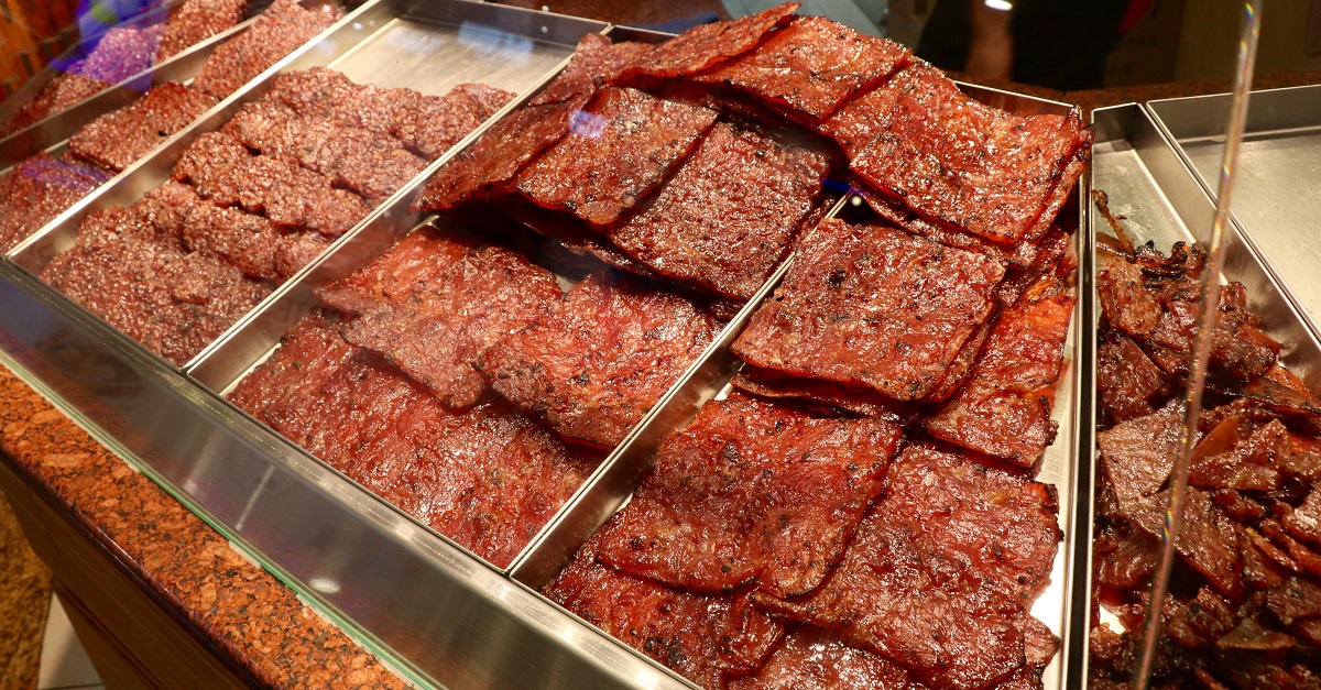 A wide selection of Bak Kwa can be found at stores today, ranging from the gourmet to coin varieties.   