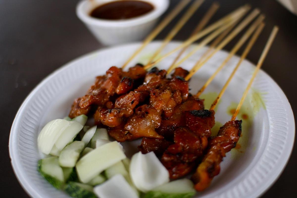 An all-time favourite for beachgoers, the East Coast Lagoon Food Centre is a Singaporean food haven, serving up classics such as Satay.