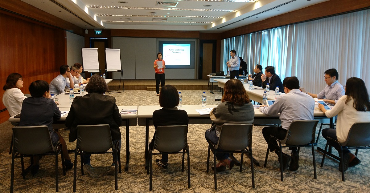Ritav, addressing Frasers Centrepoint Singapore’s senior management at a workshop held recently.