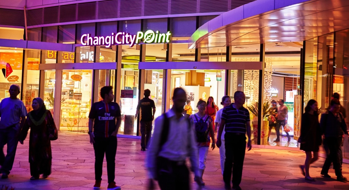  On top of working executives and families, Changi City Point also attracts an increasing number of tourists who shop here before heading to the airport.