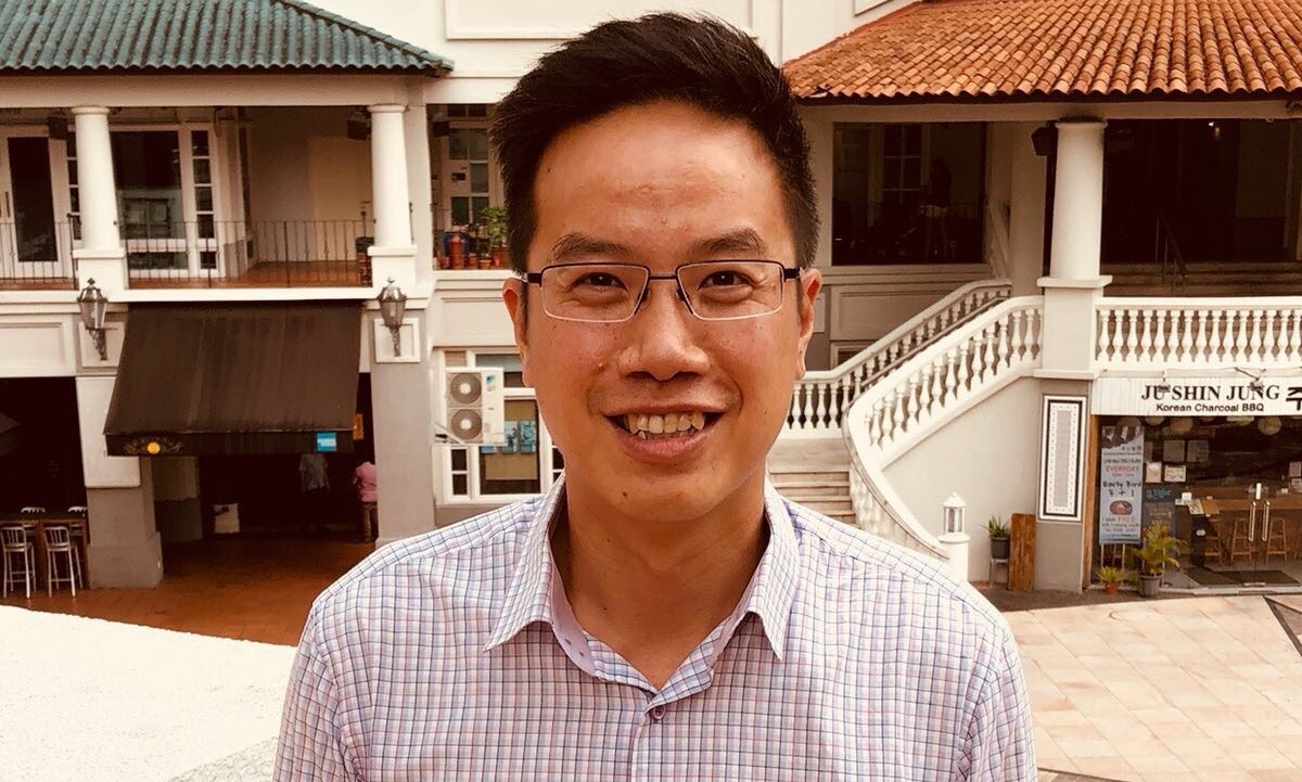 Mun Hoa is responsible for Robertson Walk’s overall performance and profitability, overseeing the smooth running of the property and ensuring that highest service standards are continuously achieved.  