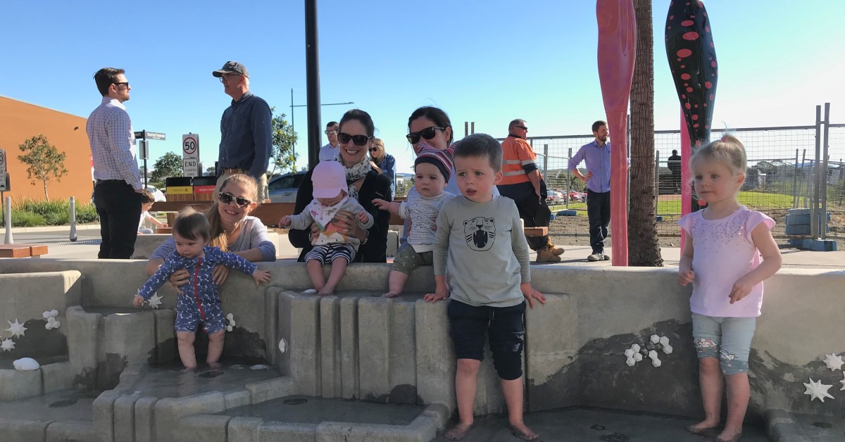 Shell Cove community celebrates opening of new plaza