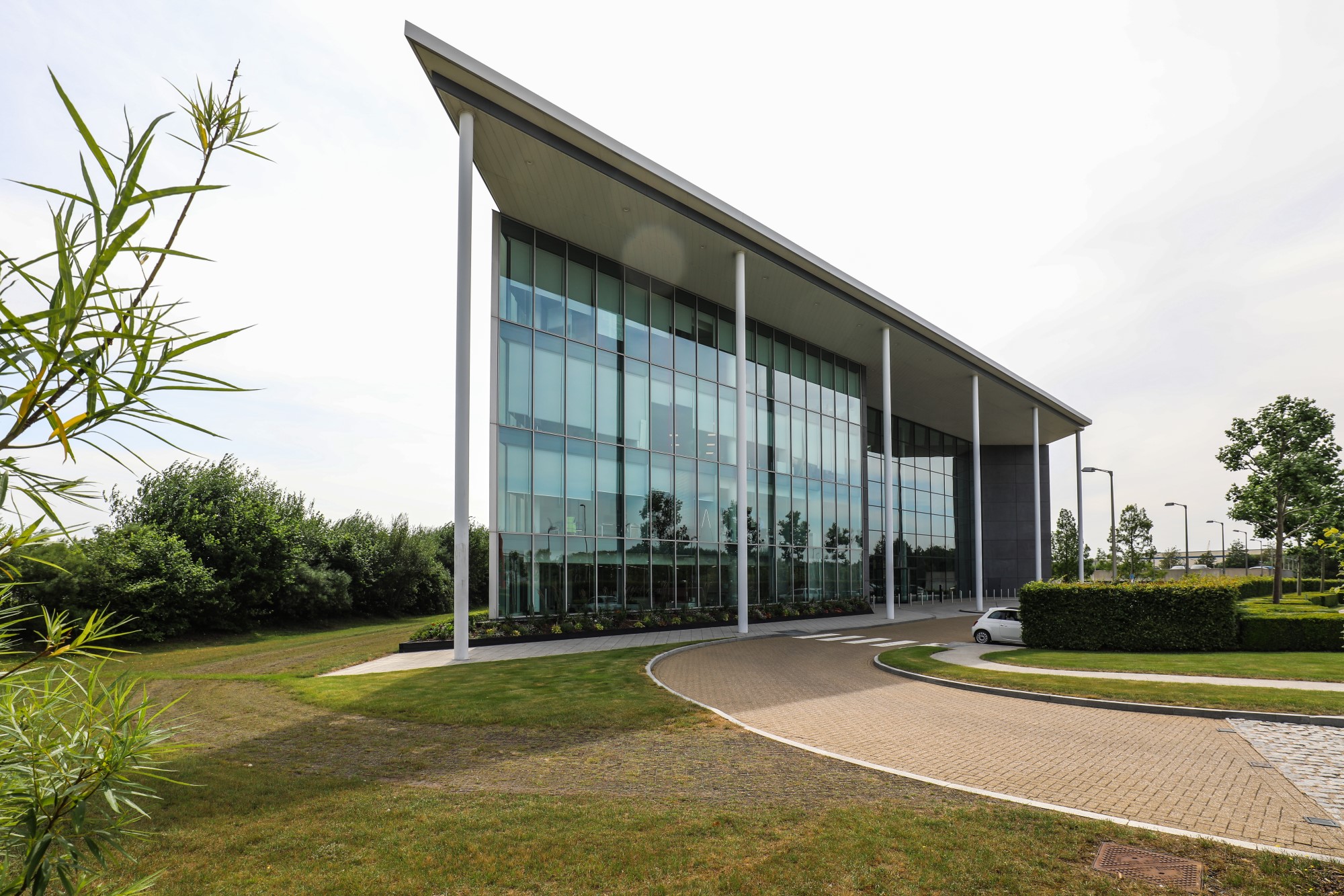 World-leading technology company moves to Farnborough Business Park